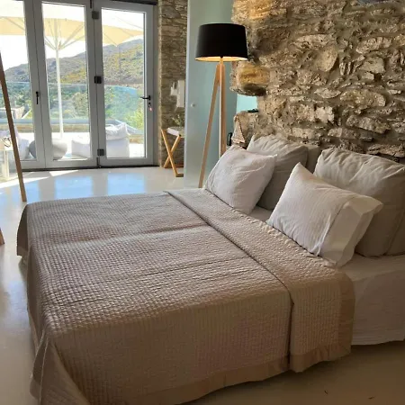 Villa Heliades Villas Suites With Private Pool And View To Aegean Sea Makrotándalon
